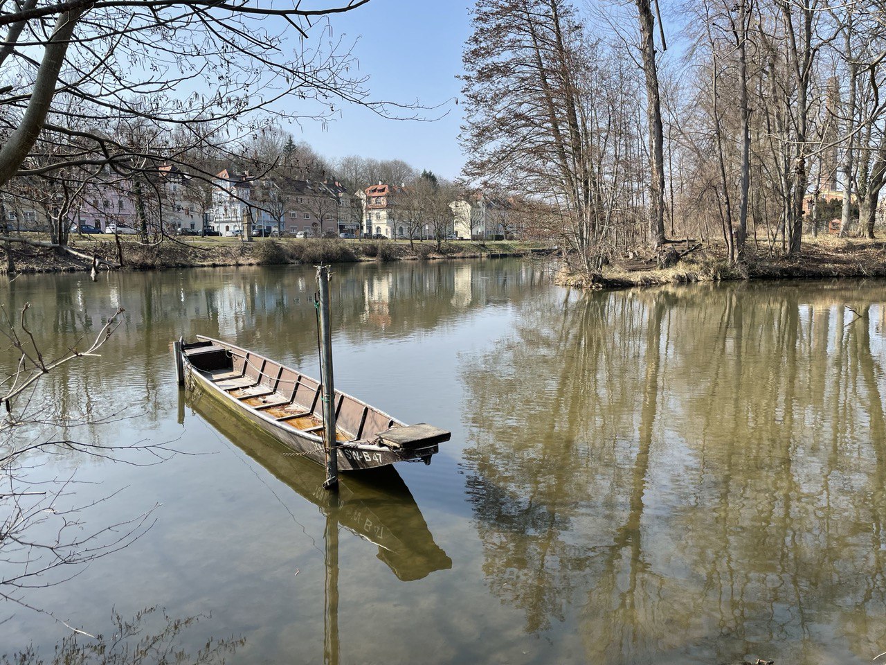 An old boat on the Regnitz